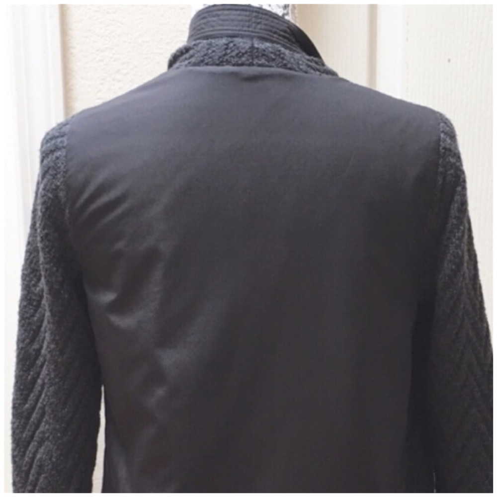 [PRE-OWNED] LAFAYETTE 148 Merino Wool Drape Front Zigzag Jacquard Cardigan Sz 0P - Picture 4 of 8